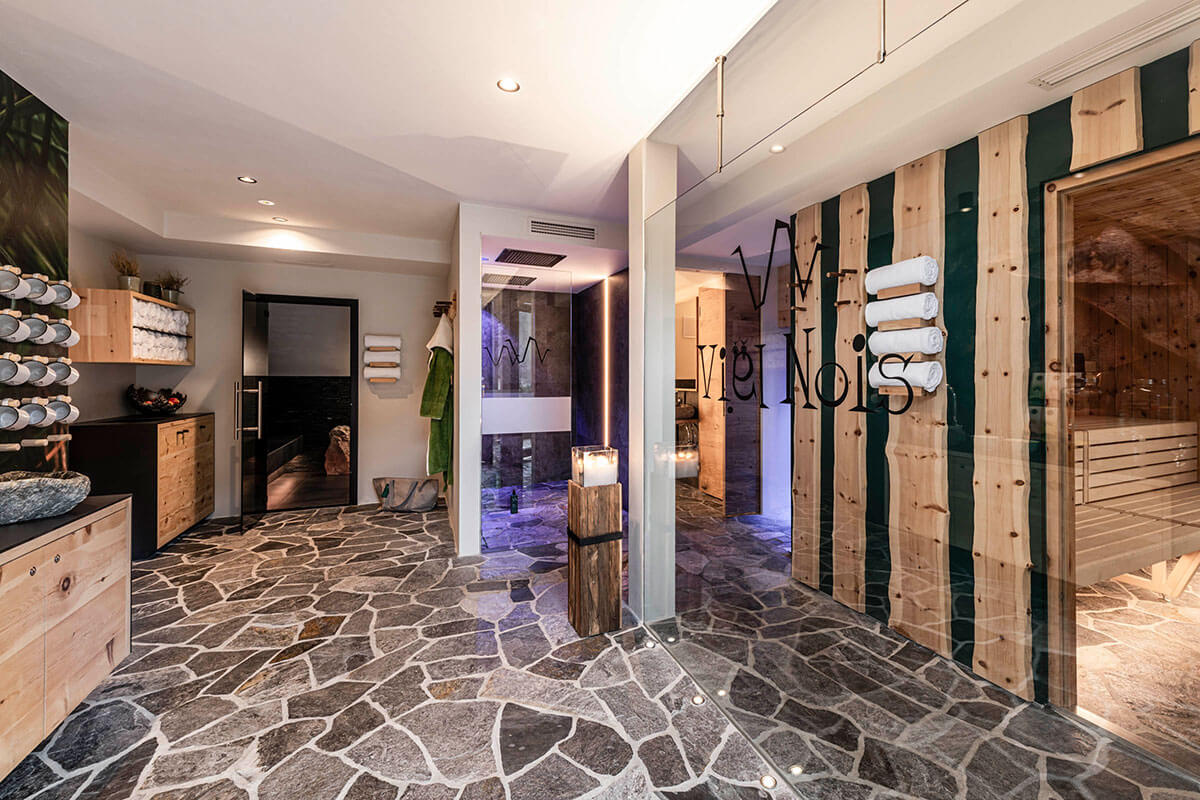 Viropa tea and little snacks